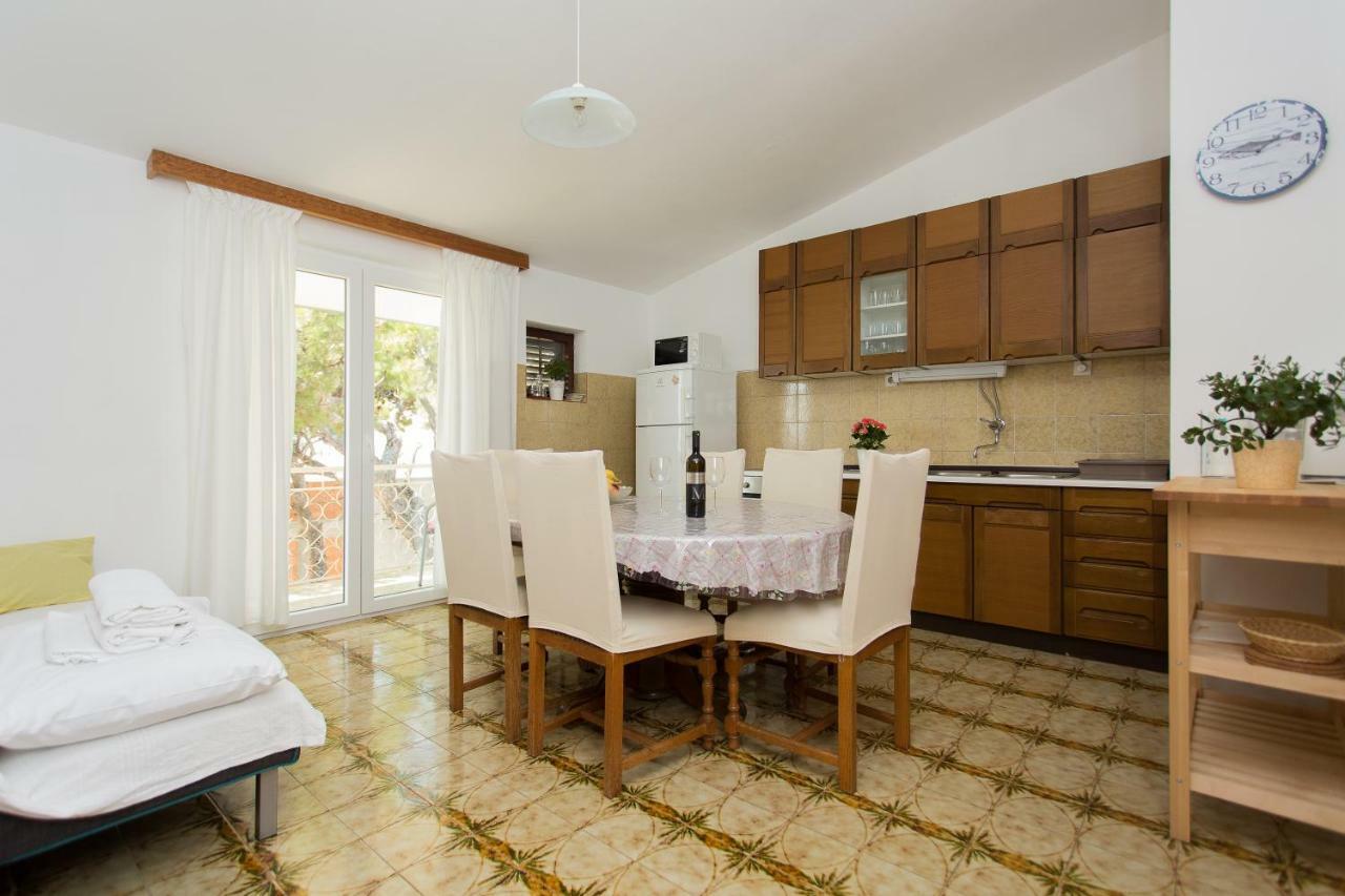 Apartments Pinery Makarska Eksteriør billede